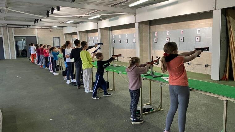 Le club de Noyon a initié des jeunes au parcours d’obstacles et au laser-run lors d'un événement convivial