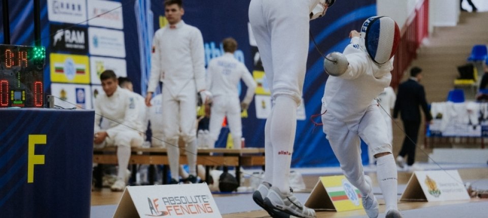 Belaud Impérial : Les Français Dominent les Qualifications Masculines à la Coupe du Monde de Pazardzhik